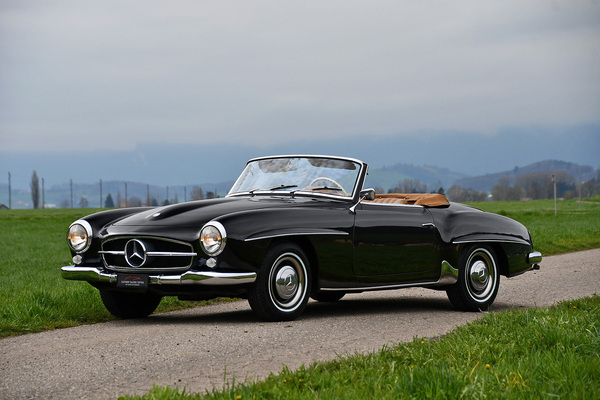 Bild: Mercedes-Benz 190 SL Roadster (1961) - als Lot 30 angeboten an der Swiss Classic World Versteigerung der Oldtimer Galerie Toffen in Luzern am 3. Juni 2023