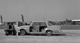 Mercedes-Benz 190 c (1959) - Unfallversuch mit 55 km/h auf ein 17 Tonnen schweres Hindernis mit Testdummies und Sandsäcken (© Daimler AG, 1959) Mercedes-Benz 190 c (1959) - Unfallversuch mit 55 km/h auf ein 17 Tonnen schweres Hindernis mit Testdummies und Sandsäcken (© Daimler AG, 1959)