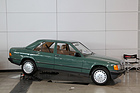 Mercedes-Benz 190E (1983) - mit 2,0-Liter-Motor und Katalysator, angeboten mit 136'000 km für EUR 7990 - Retro Classics Stuttgart 2020