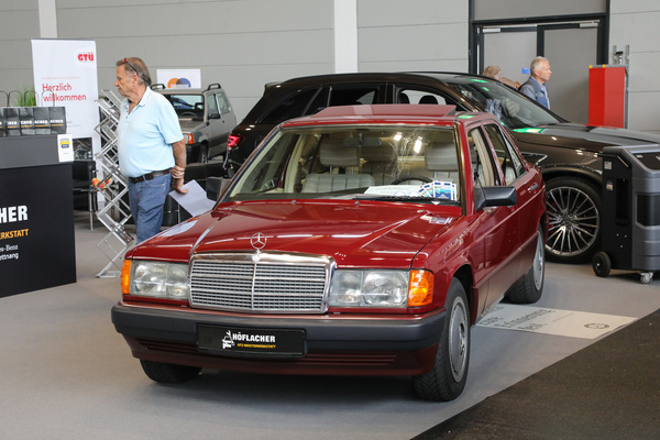 Mercedes-Benz 190E 2.0 (1990) - mit weniger als 100'000 km zu verkaufen - Klassikwelt Bodensee 2024