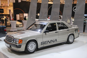Mercedes-Benz 190E 2.3-16 (W201) (1984) - damit fuhr Senna beim Einführungsrennen mit und gewann (Techno Classica 2017)