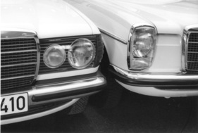 Mercedes-Benz 200 (1976) - anders als beim Vorgänger trug die Baureihe W 123 die Scheinwerfer horizontal nebeneinander