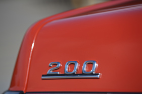 Mercedes Benz 200 (1982) - das Einstiegsmodell der Serie, ab 1980 mit 109 statt 94 PS