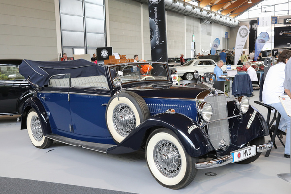 Mercedes-Benz 200 Cabriolet D (1934) - Bauriehe W21, mit Reihensechszylindermotor und 1961 cm3, die 40 PS ermöglichen eine Spitze von 93 km/h - Klassikwelt Bodensee 2024