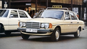 Mercedes Benz 200 D (1976) - Taxi der Baureihe W 123