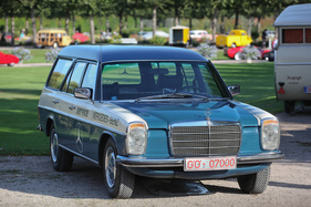 Mercedes-Benz 200 Kombi (1972) - als spezialkarossiertes Service-Mobil - Classic-Gala Schwetzingen 2018