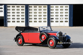 Mercedes-Benz 200 Lang Cabriolet B (1933) - als Lot 105 an der RM/Sotheby's Versteigerung in Paris am 7. Februar 2018 Mercedes-Benz 200 Lang Cabriolet B (1933) - als Lot 105 an der RM/Sotheby's Versteigerung in Paris am 7. Februar 2018