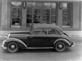 Mercedes Benz 220 (1951) - Cabriolet der Baureihe W 187