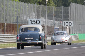 Mercedes-Benz 220 (1955) - in Monza - Passione Caracciola 2017