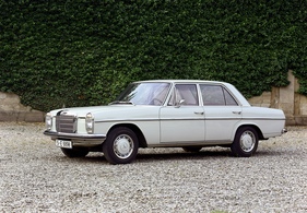Mercedes Benz 220 (1968) - Initialzündung für Modelloffensiven mit unterschiedlicher Optik je Baureihe Mercedes Benz 220 (1968) - Initialzündung für Modelloffensiven mit unterschiedlicher Optik je Baureihe