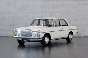Mercedes-Benz 220/8 (1968) - als Lot 030 an der Humer und Granner Classic Expo Salzburg Versteigerung 2024
