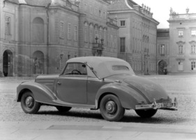 Mercedes Benz 220 Cabriolet A (1951) - Cabriolet der Baureihe 187
