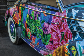 Mercedes Benz 220 Cabriolet A (1952) - leuchtende Farben auf dem Blech des Oldtimers - versteigert als Lot 109 an der RM Auction Arizona 2014