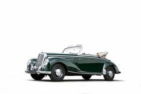 Mercedes-Benz 220 Cabriolet A (1953) - as lot 126 at the Chantilly auction by Bonhams on September 10, 2017