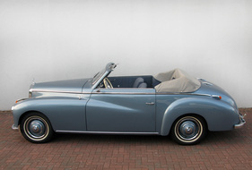 Mercedes Benz 220 Cabriolet Wendler (1952) - komplett offen, das Verdeck liegt nur wenig auf Mercedes Benz 220 Cabriolet Wendler (1952) - komplett offen, das Verdeck liegt nur wenig auf