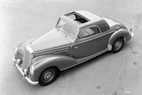 Mercedes Benz 220 Coupé (1954) - mit Stahlschiebedach