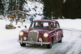 Mercedes-Benz 220 S (1959) - am Winter-RAID 2015