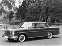Mercedes-Benz 220 S (1963) - 110 DIN-PS lieferte die Vergaserversion