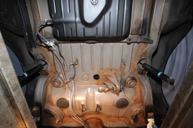 Mercedes-Benz 220 S (1965) - Unteransicht