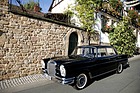 Mercedes-Benz 220 S (1965) - den stellte sich der erfolgreiche Unternehmer gerne vor sein Haus