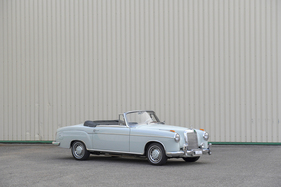 Mercedes-Benz 220 S Cabriolet (1957) - als Lot 156 angeboten an der RM/Sotheby's St. Moritz Versteigerung vom 15. September 2023