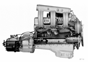 Mercedes-Benz 220 S Cabriolet (1958) - Einspritz-Motor M 127 I für den 220 SE