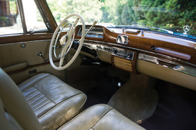 Mercedes-Benz 220 S Cabriolet (1958) - als Lot 170 an der RM Auction Hershey vom 9./10. Oktober 2014