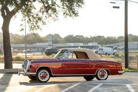 Mercedes-Benz 220 S Cabriolet 'Ponton' (1959) - als Lot 266 an der RM Sotheby's Hershey Versteigerung 2025