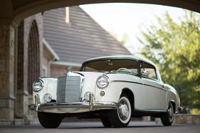 Mercedes-Benz 220 S Copué (1959) - als Lot 055 an der Bonhams Quail Lodge Auction am 14. August 2015