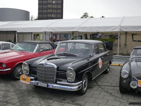 Mercedes Benz 220 SB (1959) - an der Young Raiders Challenge 2019 (1959)