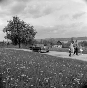 Mercedes-Benz 220 SE (1959) – Familienausflug (1959)