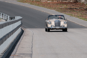 Mercedes-Benz 220 SE Cabriolet (1959) - damals ein König der Landstrasse