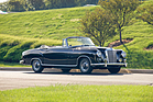 Mercedes-Benz 220 SE Cabriolet (1960) - als Lot 231 an der RM/Sotheby's Hershey Versteigerung vom 6./7. Oktober 2016