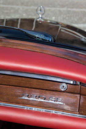 Mercedes-Benz 220 SE Cabriolet (1962) - Typenbezeichnung auch im Interieur (1962)