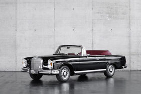 Mercedes-Benz 220 SE Cabriolet (1962) - als Lot 021 an der Humer Granner Classic Expo Salzburg Auktion 2025