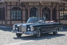 Mercedes-Benz 220 SE Cabriolet (1962) - bei der Lancierung DM 25'500 teuer