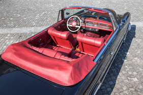 Mercedes-Benz 220 SE Cabriolet (1962) - fast 1,85 Meter breit war das Cabriolet