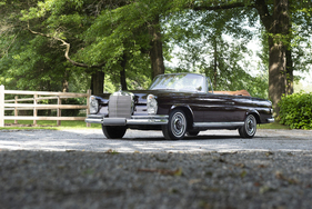 Mercedes-Benz 220 SE Cabriolet (1970) - als Lot 24 an der Bonhams Autoworld Herbst-Versteigerung am 6. September 2020
