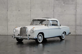 Mercedes-Benz 220 SE Coupé (1960) - als Lot 070 an der Humer und Granner Classic Expo Salzburg Versteigerung 2024