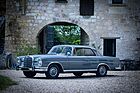 Image: Mercedes-Benz 220 SE Coupé (1965) - offered as lot 206 at the Artcurial Le Mans Classic auction on July 2, 2022