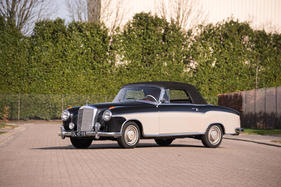 Mercedes-Benz 220 SE 'Ponton' Cabriolet (1960) - als Lot 148 angeboten an der Bonhams Mercedes-Benz-Versteigerung in Stuttgart am 19. März 2016