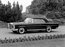 Mercedes-Benz 220 SEb Cabriolet (1961) - macht auch geschlossen eine gute Figur
