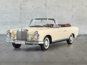 Mercedes-Benz 220 SEb Cabriolet (1962) - als Lot 44 angeboten an der Dorotheum-Versteigerung an der Classic Expo Salzburg am 15. Oktober 2022