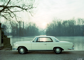 Mercedes-Benz 220 SEb Coupé (1960) - eleganten Linienführung bei der Baureihe 111 Mercedes-Benz 220 SEb Coupé (1960) - eleganten Linienführung bei der Baureihe 111