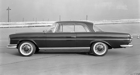 Mercedes-Benz 220 SEb Coupé (1961) - elegantes Coupé der Baureihe 111