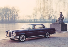 Mercedes-Benz 220 SEb Coupé (1961) - in hellen und dunklen Farben elegant