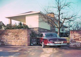 Mercedes-Benz 220 SEb Coupé (1961) - wer diesen Wagen in der Einfahrt stehen hatte, gehörte dazu Mercedes-Benz 220 SEb Coupé (1961) - wer diesen Wagen in der Einfahrt stehen hatte, gehörte dazu