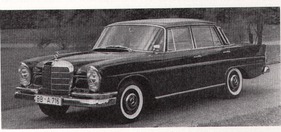Mercedes-Benz 220 