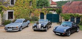 Bild Mercedes-Benz 220S Cabriolet (1957) in der Mitte - als Lot 40, zusammen mit zwei weiteren Fahrzeugen der Bonhams Padua Versteigerung am 27. Oktober 2018