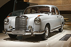 Mercedes Benz 220a (1962) -  (Techno Classica 2013)